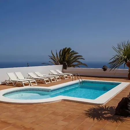 Valiente Villa