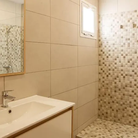 Valiente Villa *